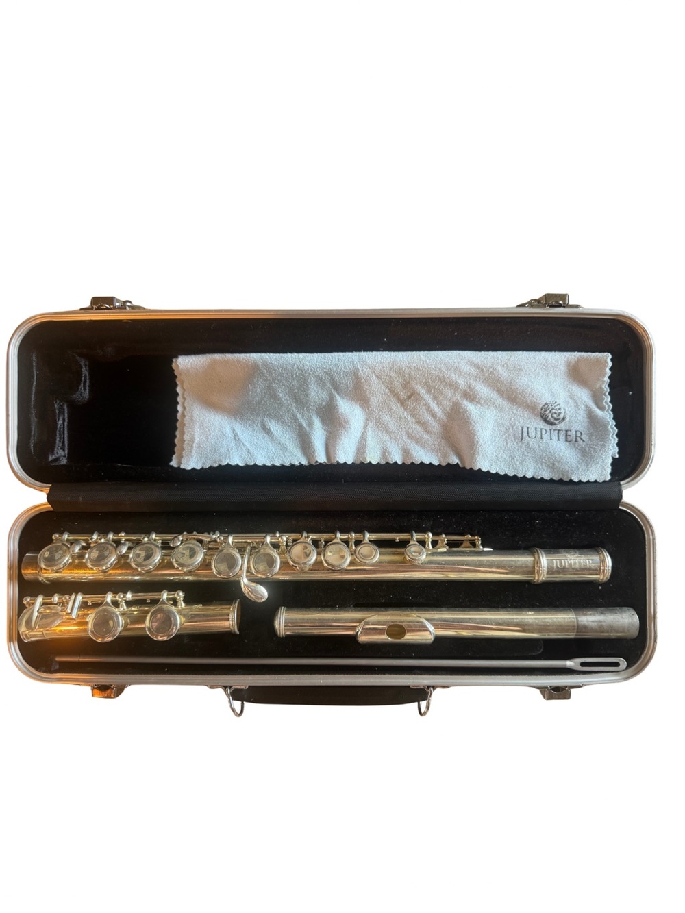 Jupiter JFL-710 Silver-Plated Student Concert Flute Hard Case Cleaning Rod Cloth